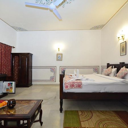 Jaipur Vintage House Bed & Breakfast Exterior photo